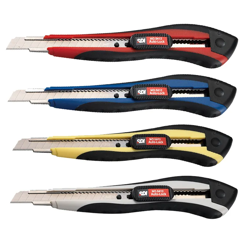 CUCHILLO CARTONERO BLOQEO AUTOMATICO GOMA CON 3 HOJAS 9 MM — SDI