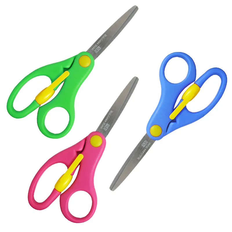 TIJERA ESCOLAR COLORES CON RESORTE 12 CM — SDI